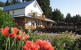 Heriot Bay Inn